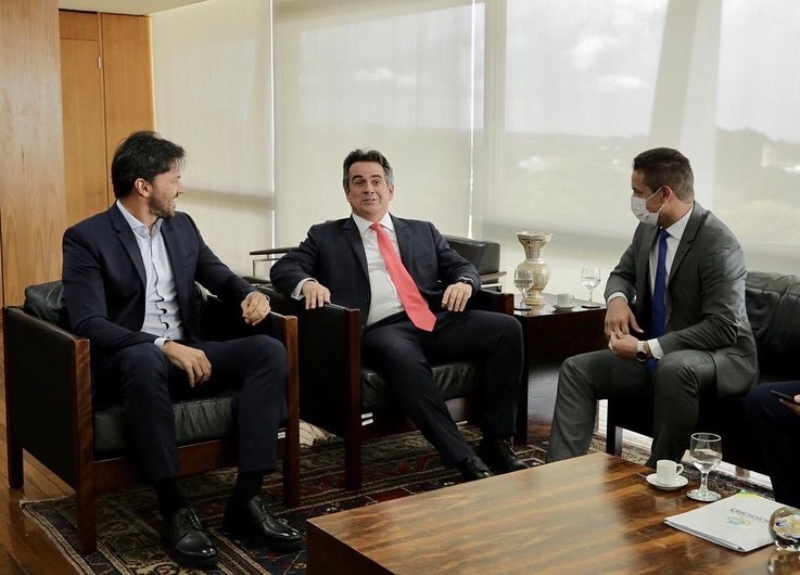 2021112021 Em Brasília, prefeito Allyson assegura liberação de R$ 15,6 milhões para a saúde de Mossoró 2.jpg
