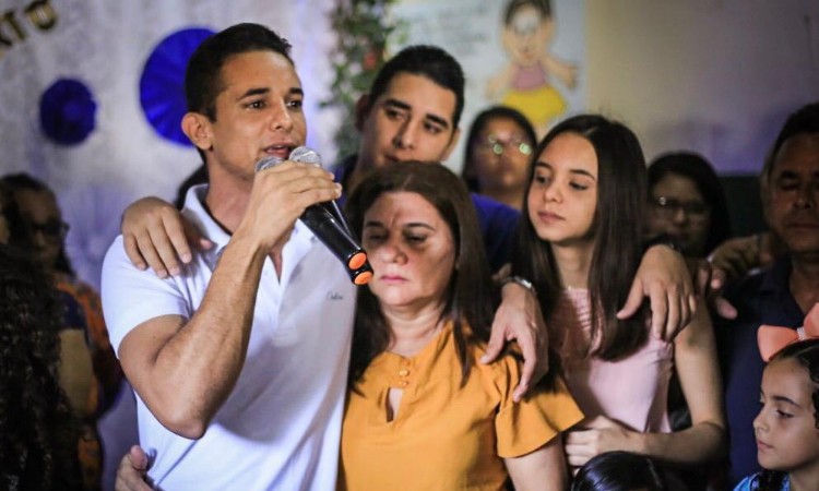 Em Mossoró, Allyson Bezerra anuncia projeto 